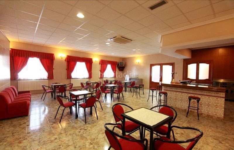 Foto 053f264c-4605-43f6-aa9f-7e65e3a897d2. Edificio in Ciudad Rodrigo