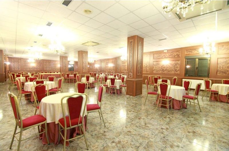 Foto 2037181f-8d80-4ed4-89e1-281d42096f5b. Edificio in Ciudad Rodrigo