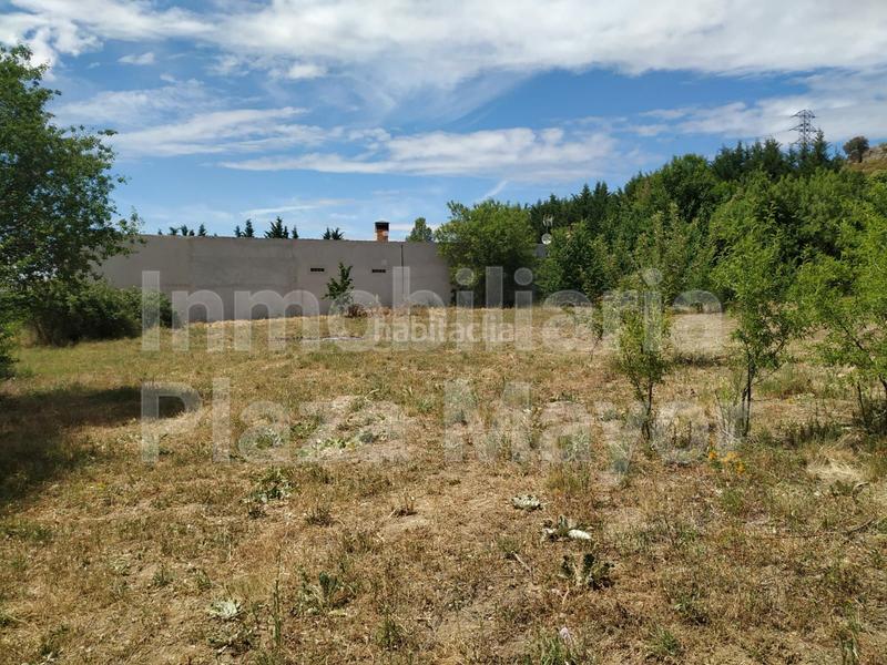 Foto e8ecf125-aa87-4787-8f25-c1a5b45230d9. Finca rústica a Almenara de Tormes