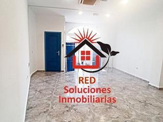 Lloguer Local Comercial  Padre jesus mendoza. Red alquila local comercial en pleno centro de candelaria.