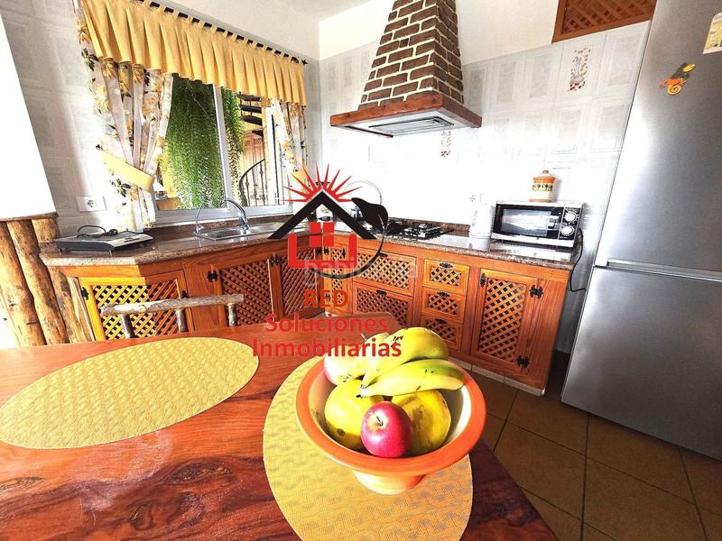 Foto 174f607e-32dc-4b8a-b9ad-b585ca75e2c3. Rent flat with heating in Barranco Hondo Candelaria