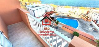 Lloguer Dúplex a Las Caletillas - Punta Larga. Red alquila duplex con garaje, trastero y piscina en candelaria