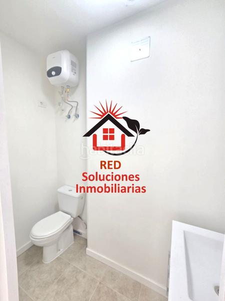 Foto f55bb8d9-6fbe-4aff-b5d8-8ff75962f7e5. Alquiler local comercial red1066. alquila local Centro güimar a estrenar en Güímar