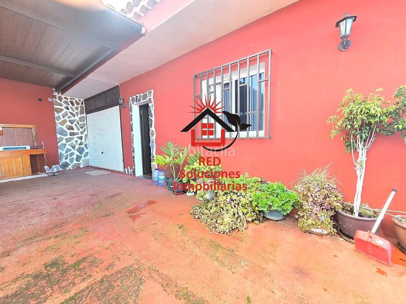 Foto 4cf8c659-b92b-4385-b133-e32e70d148e8. Casa amb aparcament a Sauzal (El)
