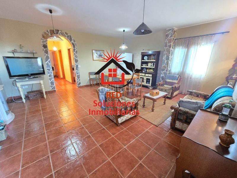 Foto 4eb63acb-a965-4cb7-bc1b-a1bbf0e8905e. Casa amb aparcament a Sauzal (El)