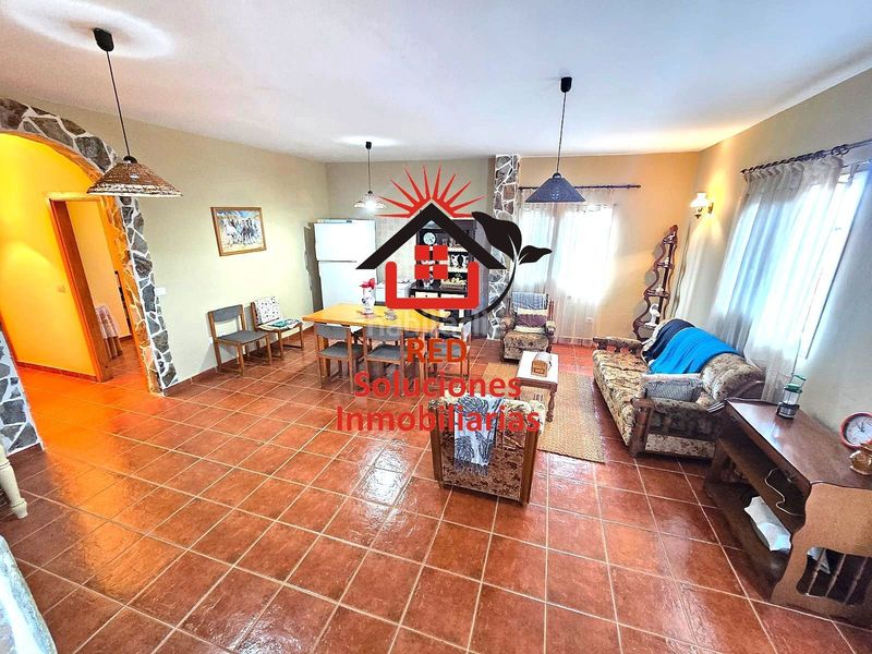 Foto 9515aee0-bf71-4882-8652-441be214d58f. Casa amb aparcament a Sauzal (El)