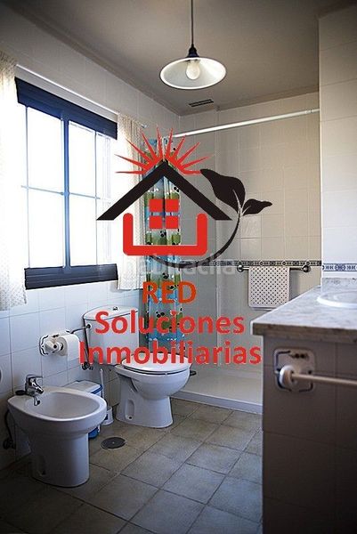 Foto 210832c3-0b8c-4408-92a3-1b13d7a2a566. Lloguer casa amb aparcament piscina a Cuevecitas - Malpaís Candelaria