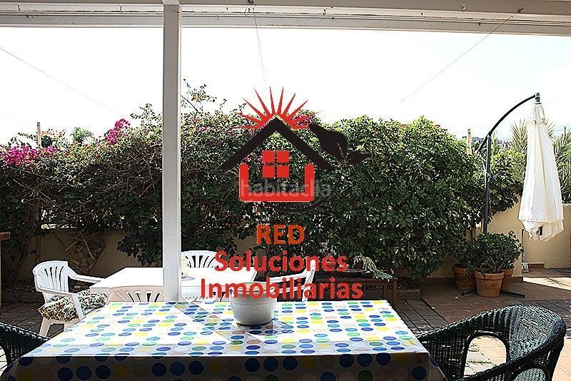 Foto 6ba6308b-a240-4386-8b39-29ea0057b758. Lloguer casa amb aparcament piscina a Cuevecitas - Malpaís Candelaria