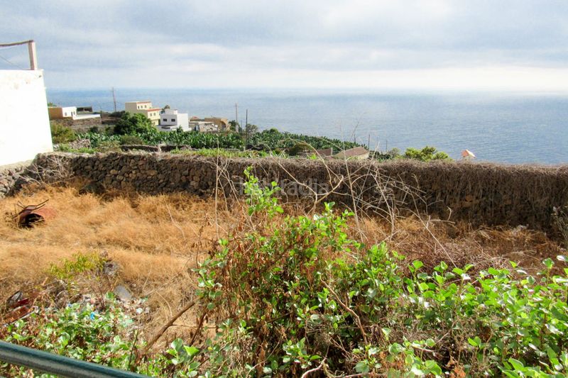Foto c4d1bd61-a836-4e59-8d1d-efa4dc3e93e7. Terreny residencial a n/a a Agulo