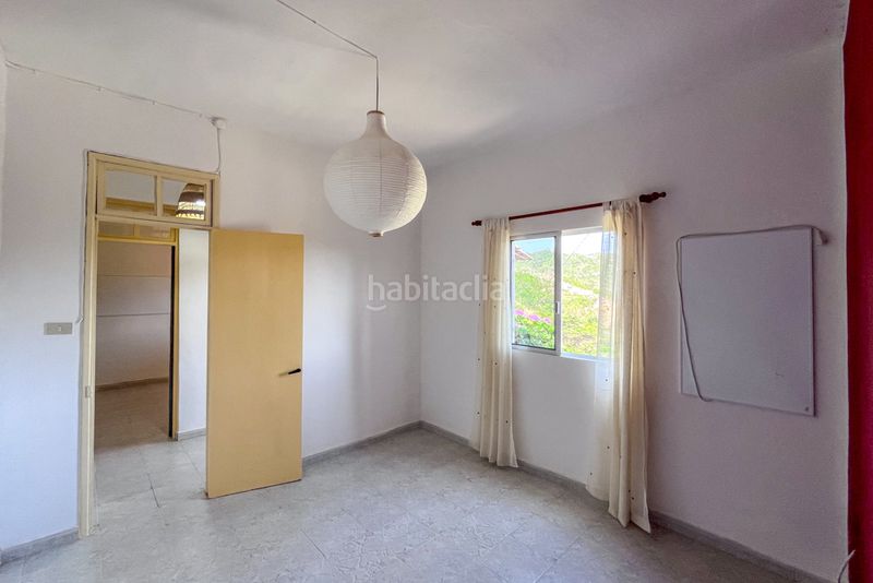 Foto e1b10b7c-8c42-422f-8212-edad86014747. Masia a carretera cv -5 a Agulo