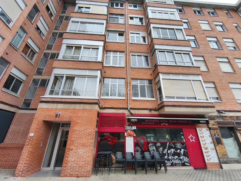 Foto 4048ffc8-3dad-4812-a9f4-35a5bbb62aa7. Piso en calle abejeras 51 piso + plaza parking en abejeras de pamplona en Pamplona / Iruña