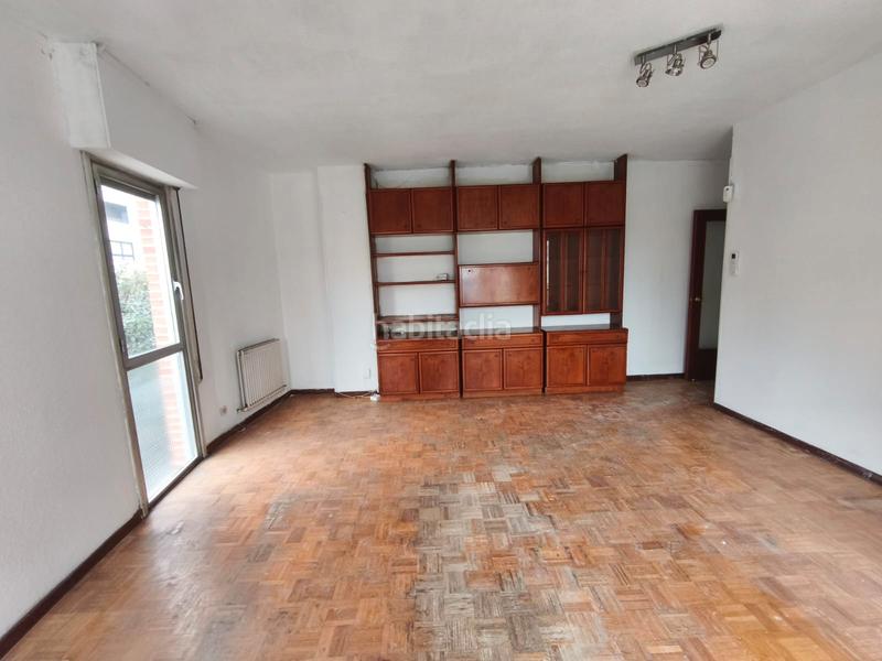 Foto fb94ff6f-6218-4e22-a0bd-18cb2c7e4794. Piso en calle abejeras 51 piso + plaza parking en abejeras de pamplona en Pamplona / Iruña