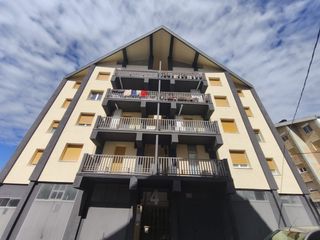 Appartamento in Andia kalea 4. Piso + local comercial (almacen agricola) en irurtzun