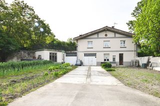 Haus in Asparrena. Inmobiliaria agurain vende casa en albeniz