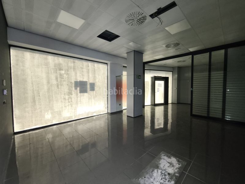 Foto 41c16890-962e-49f3-9d27-9f45bd43aefb. Local comercial a oihenart kalea 7 a Antiguo Donostia - San Sebastián