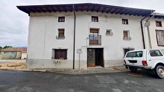 Semi detached house in Mayor kalea 4