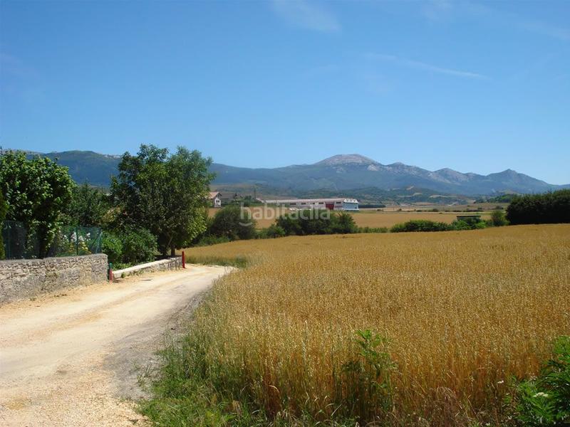 Foto c8c69f89-768c-4264-bbdf-289fd076c39b. Wohngrundstück in salvatierra kalea 3 in San Millán / Donemiliaga