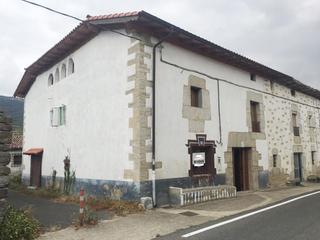 Masia a Real kalea 5. Casa en valdegovia