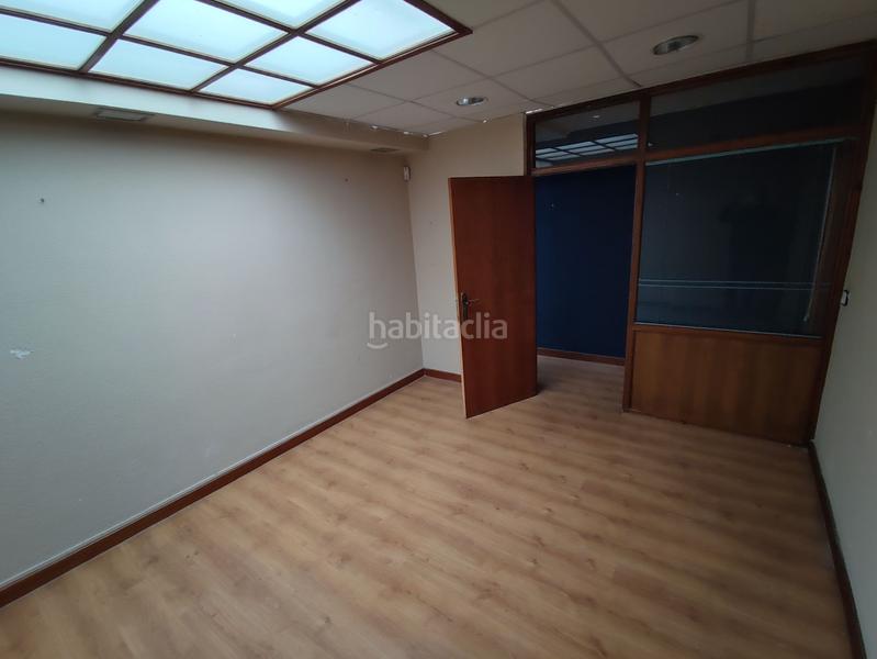 Foto 35a96c29-57f3-442c-ada3-2ba3de335edf. Bureau dans Ensanche Vitoria - Gasteiz