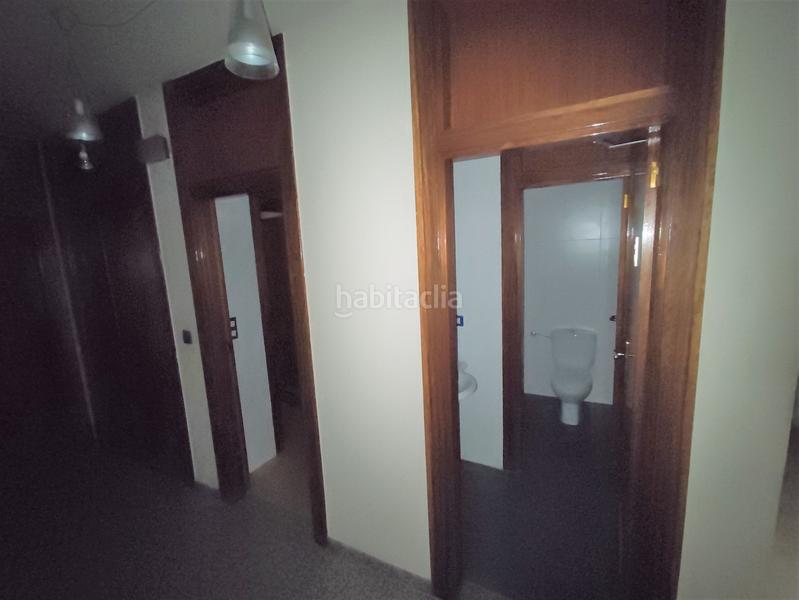 Foto 872e9761-5746-4faf-be9a-754198c7cd23. Bureau dans Ensanche Vitoria - Gasteiz