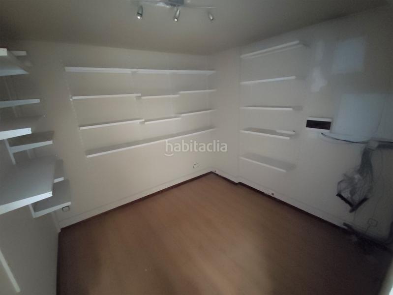 Foto af047ceb-9b1a-4683-8f4c-802de066706f. Büro in Ensanche Vitoria - Gasteiz