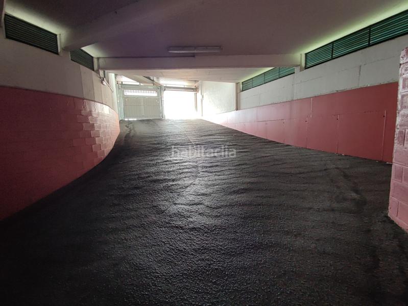 Foto 6d2f1c36-c31a-43ea-b515-0c6249348019. Parking voiture dans Zabalgana hiribidea 7 dans Zabalgana Vitoria - Gasteiz