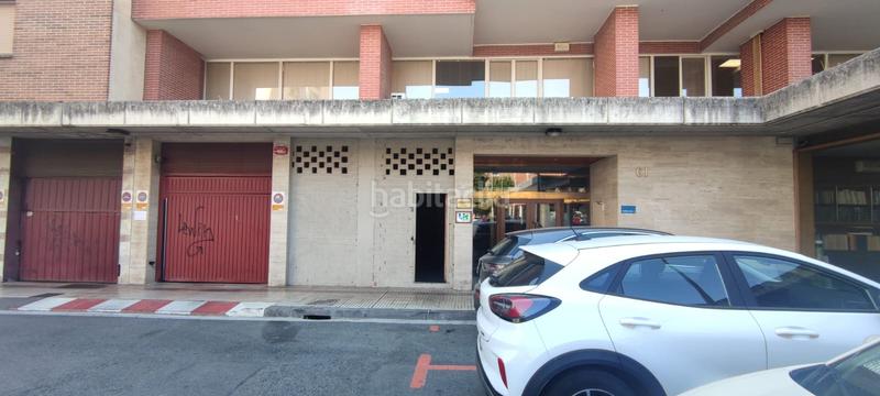 Foto 91eeeea5-d40d-4ac0-938a-e7969144ae64. Local commercial dans calle de irunlarrea 59a dans Mendebaldea - Ermitagaña Pamplona / Iruña
