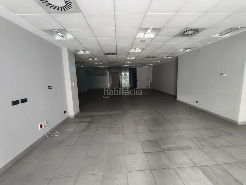 Foto 5abec844-b07f-4ba8-9e29-cb55e408fef9. Geschäftsraum in calle de artica 20 in Rochapea Pamplona / Iruña