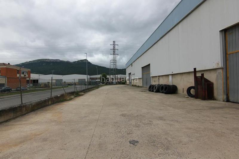 Foto cc84ddd0-4985-48fc-ae5b-5fa7ef854bba. Bâtiment à usage industriel dans Asparrena