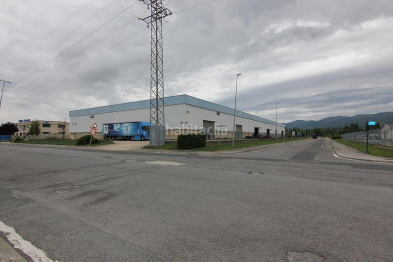Foto fdc92012-9557-4108-89b2-af516c9ee73f. Bâtiment à usage industriel dans Asparrena