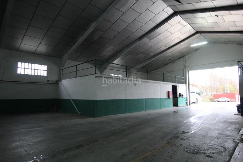 Foto b6183e81-965e-4542-aedb-8ed2b78c0850. Nave industrial en dulantzi kalea 34 nave en agurian en Salvatierra o Agurain