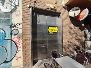 Local Comercial a Jacinto Benavente Kalea 48
