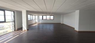 Oficina a N/a 29. Local + 2 plazas de parking en edificio de oficinas