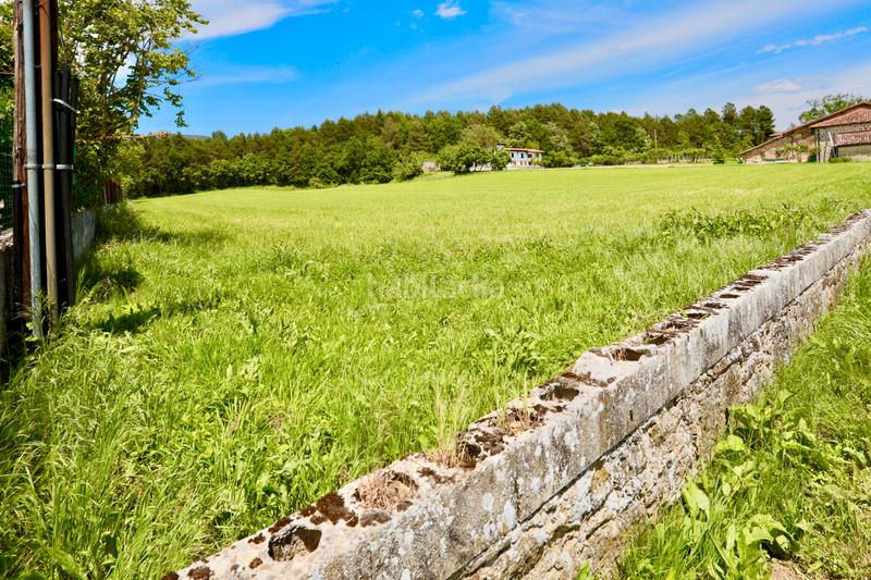 Foto d4b555b6-e5fe-4eb5-bd11-93ff47f94443. Wohngrundstück in bernardo deuna kalea 4 in San Millán / Donemiliaga