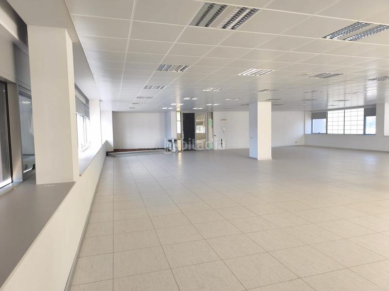 Foto 2b255469-578a-4ec0-8087-72c0790babef. Business premise in calle etxesakan 28 in Zizur Mayor / Zizur Nagusia