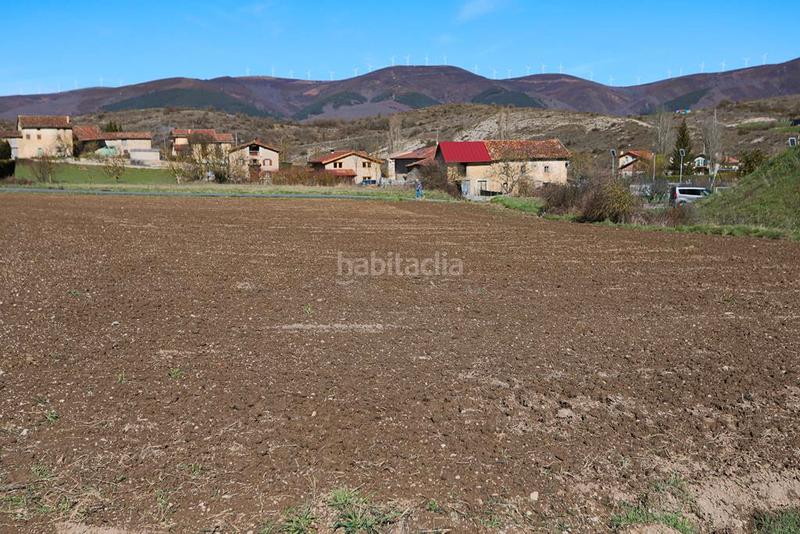 Foto 02082eab-3714-482d-8d0d-c53cc5111e29. Wohngrundstück in San Millán / Donemiliaga