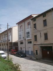 Casa a Medina de Pomar. Chalet pareado junto al parque de villacobos m 2027