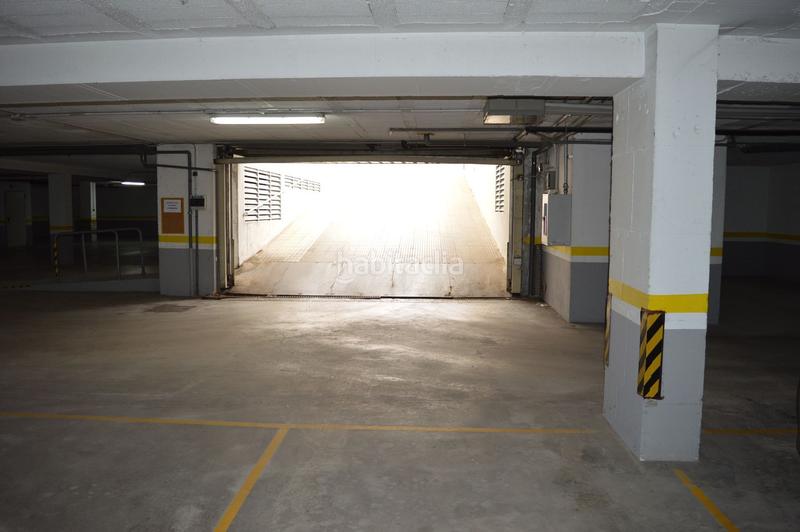 Foto 6120a187-af90-4fad-9d5b-71c3b318b358. Aparcament cotxe a Medina de Pomar