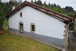 House in Valle de Mena. Casa con terreno en el valle de mena. p  2287