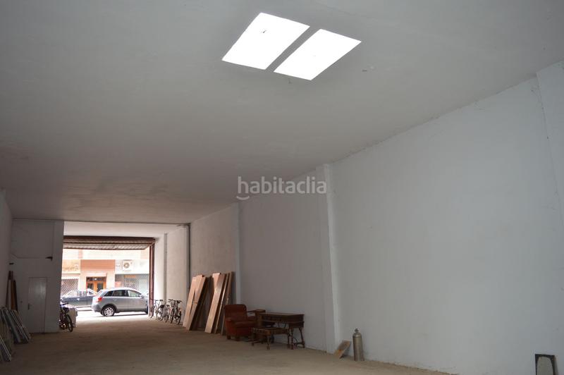 Foto d70fa2d2-899f-443b-8beb-e5fb67977208. Aparcament cotxe a Medina de Pomar