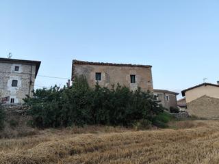 Maison à Merindad de Cuesta - Urria. Casa con huerta en merindad de cuesta urria. p  2327.