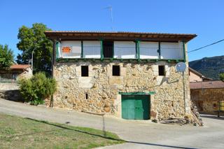 Casa a Medina de Pomar. Venta de casa  a 10 minutos de medina. p  2346.