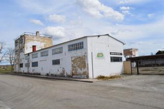 Local Comercial a Medina de Pomar. Pabellón en zona residencial de medina lm 1102