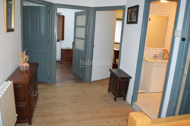 Foto d4a9033c-9ced-44e6-ab89-aa79ffb290ce. Casa con riscaldamento in Merindad de Montija