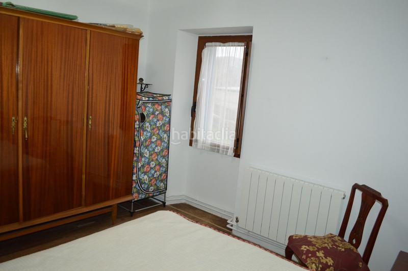 Foto f6aab837-c239-49e9-9d69-750d15a9ee67. Casa con riscaldamento in Merindad de Montija