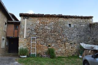 Casa a Valle de Valdebezana. Venta de casa rural rustica.  p  2449.