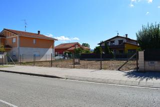 Terreny residencial a Medina de Pomar. Solar urbano en avd. carlos v m 1044