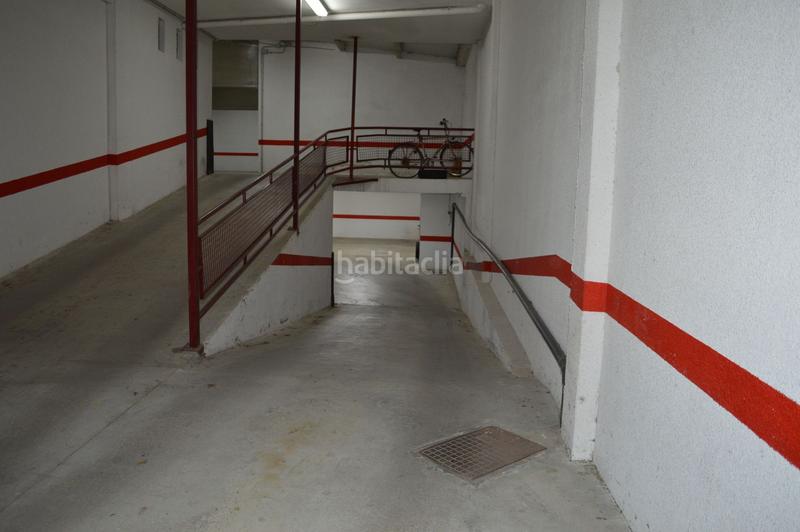 Foto 04924f6a-fc65-4c28-b3dd-f9bcdd396d53. Aparcament cotxe a Medina de Pomar