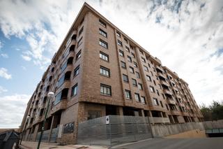 Alquiler Parking coche en Calle san martín de la bodega 1. Alquiler de plazas de garaje edificio veralux