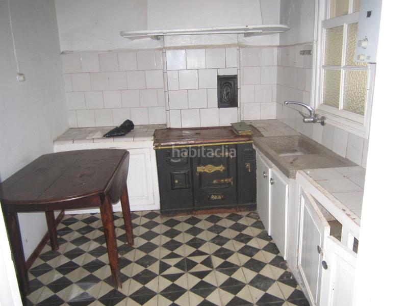 Foto 290f8e70-88b0-4fd1-81c6-68f93092c29b. Casa se vende casa y comercio en serantes en A Malata - Catabois - Ciudad Jardín Ferrol